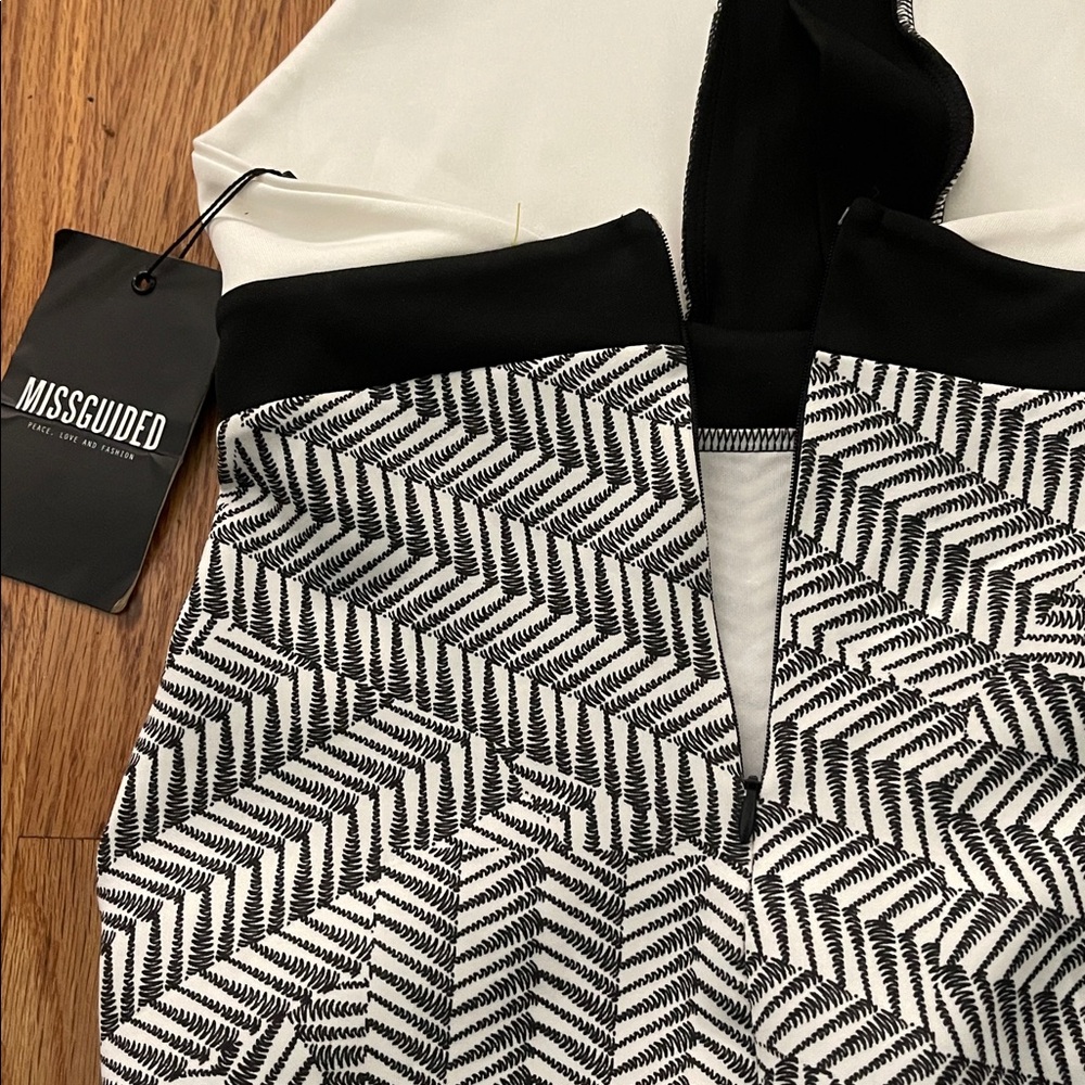 NWT Misguided Sexy Halter Dress- - Picture 6 of 9